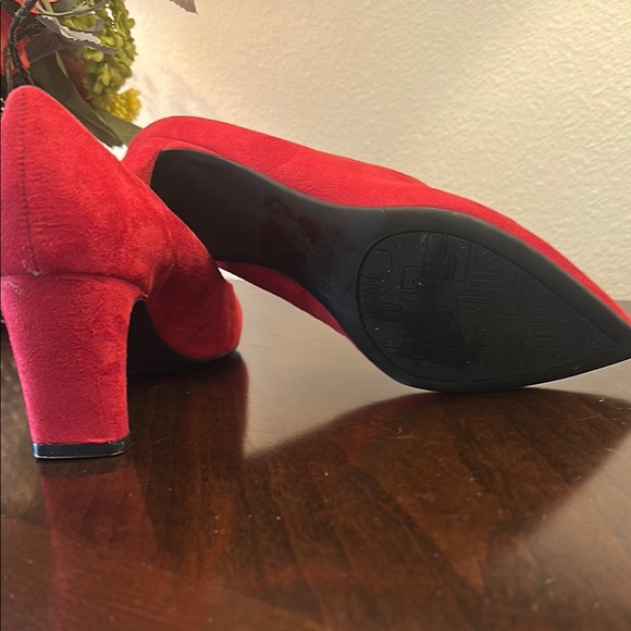 Unisa Red Suede Heels Classic Stiletto Pumps - Picture 7 of 9